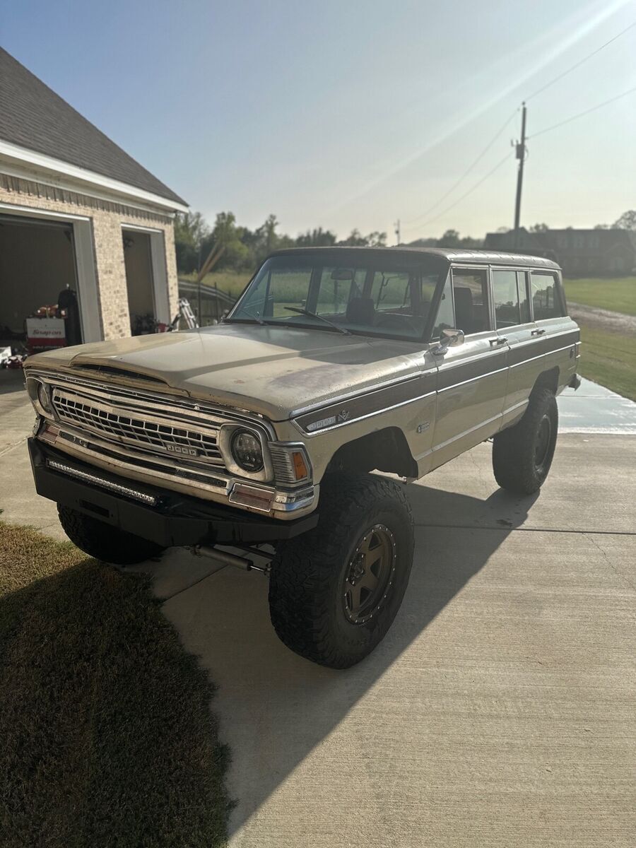 1973 Jeep Wagoneer