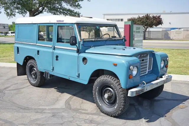 1973 Land Rover 109 --