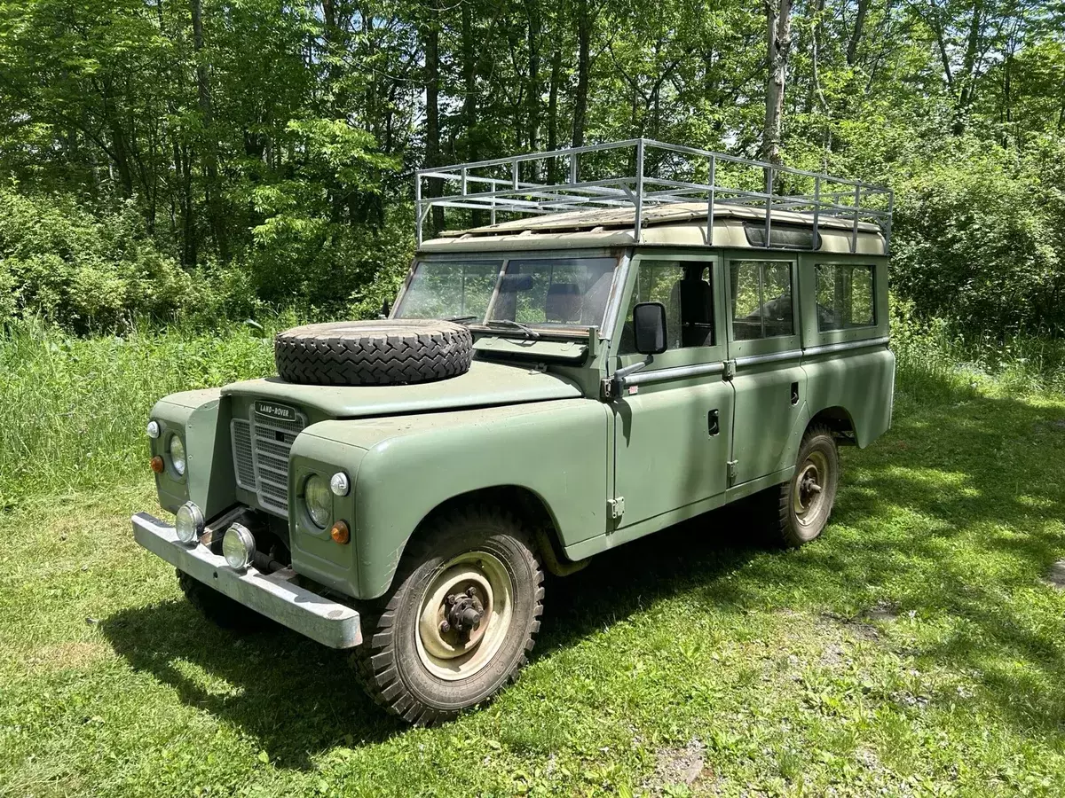 1973 Land Rover 109 series III