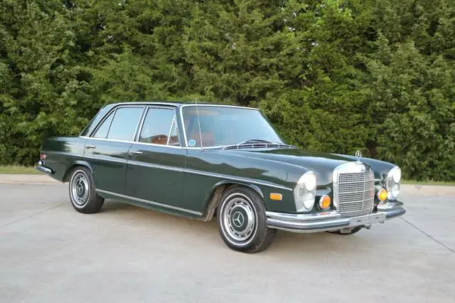 1972 Mercedes-Benz 200-Series 280SE 4.5 V8