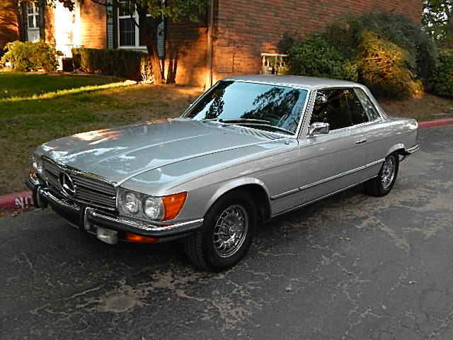 1973 Mercedes-Benz 400-Series Black Leather