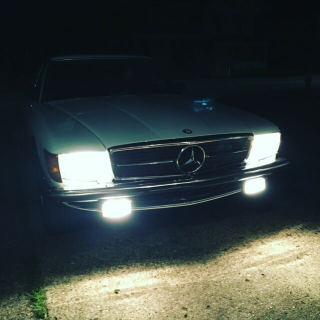 1973 Mercedes-Benz 300-Series hardtop pillar-less coupe