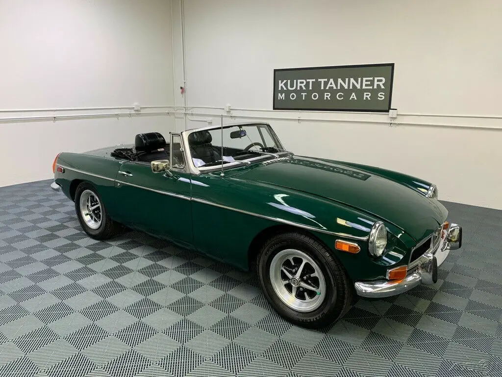 1973 MG MGB 1973 MGB. BRITISH RACING GREEN.