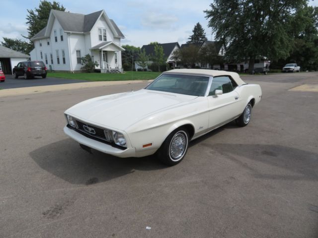 1973 Ford Mustang FORD