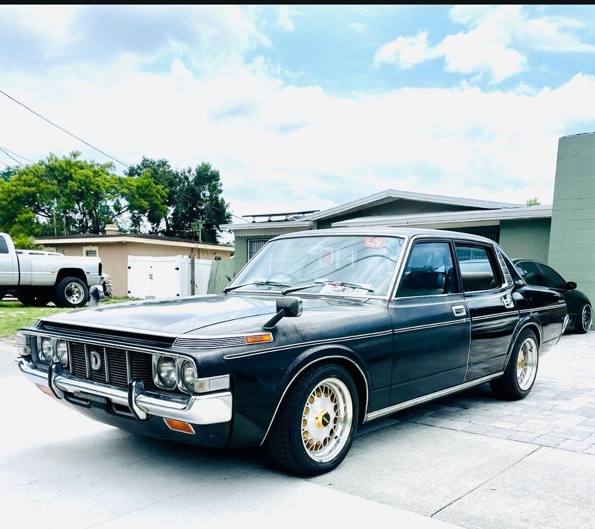 1973 Toyota Crown Super Deluxe