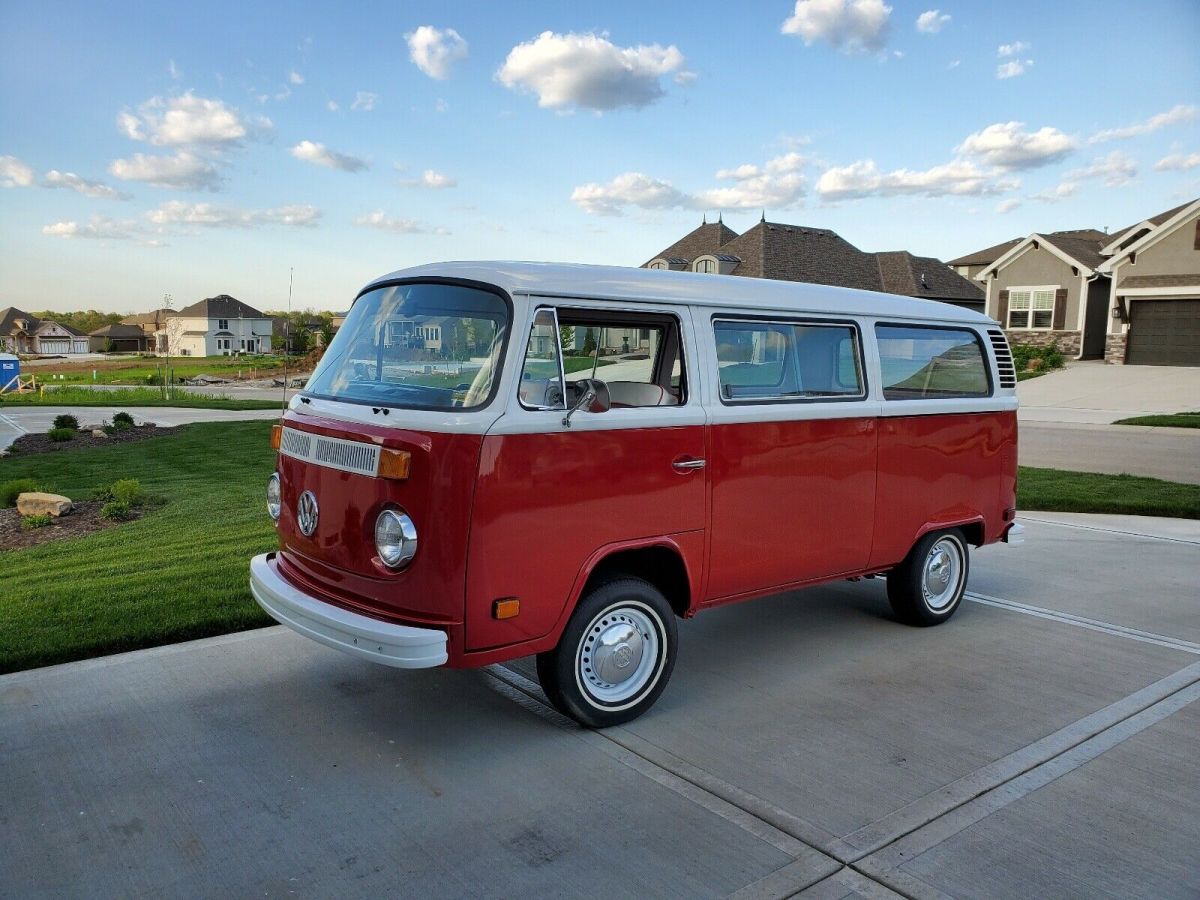 1973 Volkswagen Bus Bus