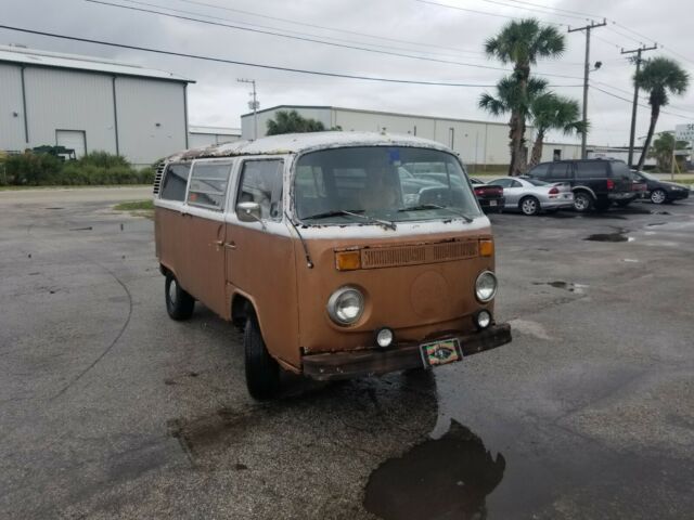 1973 Volkswagen Bus/Vanagon