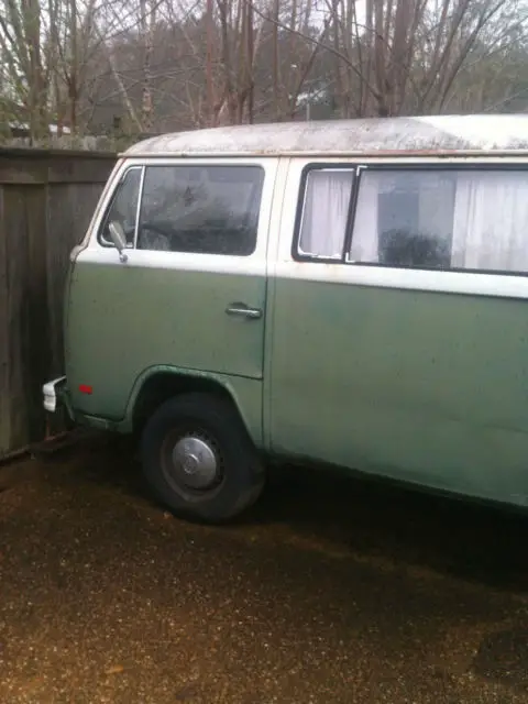 1973 Volkswagen Bus/Vanagon