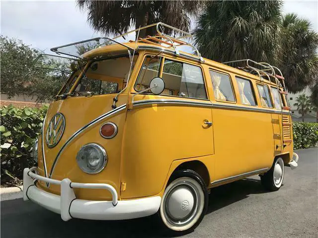 1973 Volkswagen Bus/Vanagon 15 windows