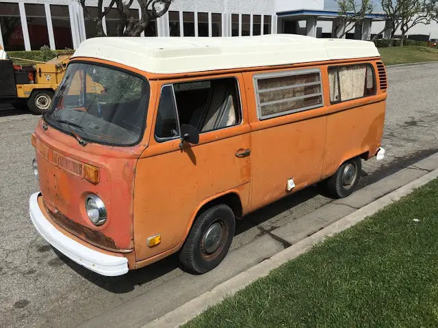 1973 Volkswagen Bus/Vanagon