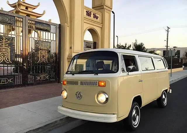 1973 Volkswagen Bus/Vanagon