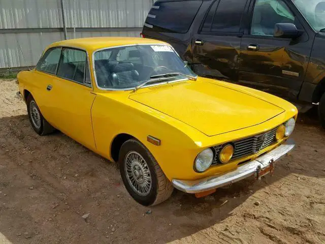 1974 Alfa Romeo GTV GTV 2000  CLEAN TITLE