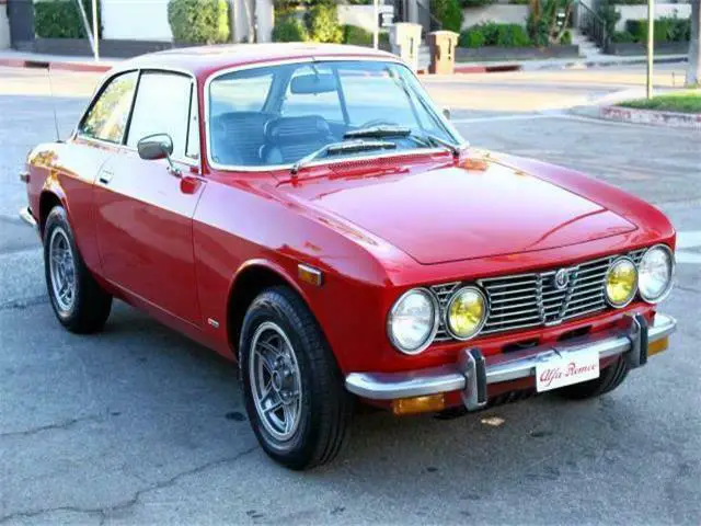 1974 Alfa Romeo GTV --