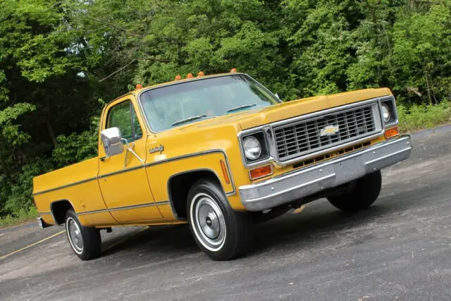 1974 Chevrolet C-10 Custom Deluxe