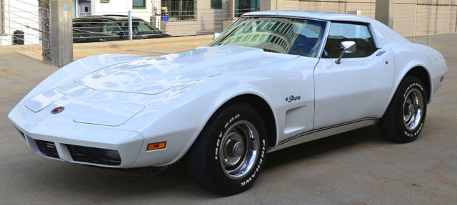 1974 Chevrolet Corvette L48 V8 Coupe