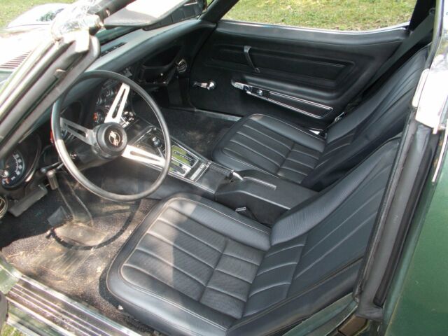 1974 Chevrolet Corvette standard