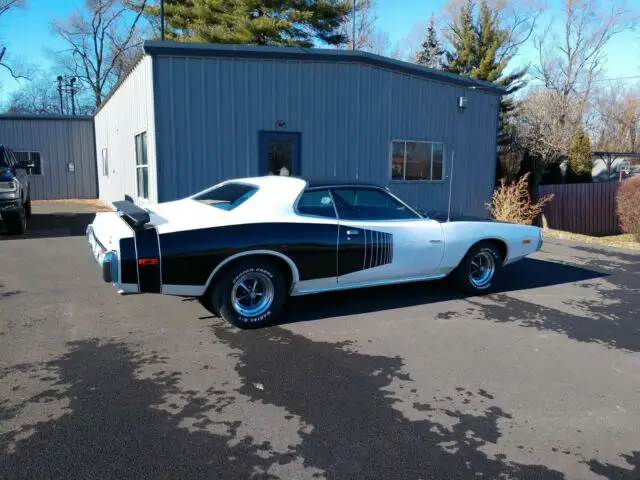 1974 Dodge Charger SE