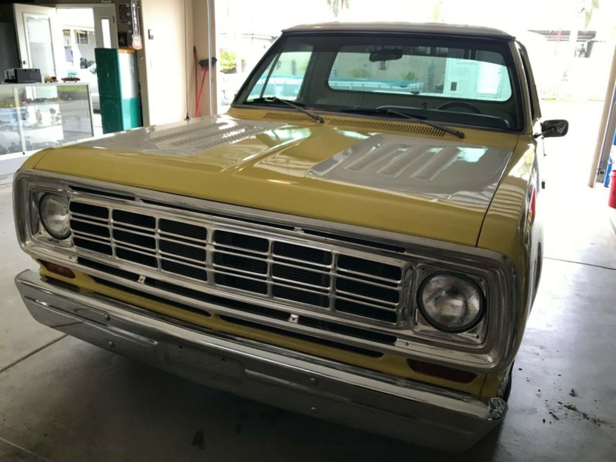 1974 Dodge Other Pickups White