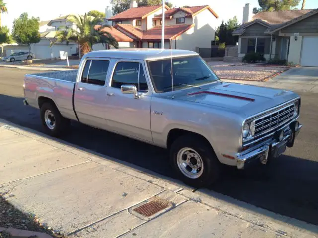 1974 Dodge Power Wagon Adventurer