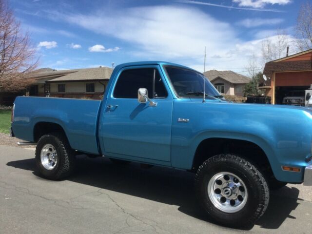 1974 Dodge Power Wagon