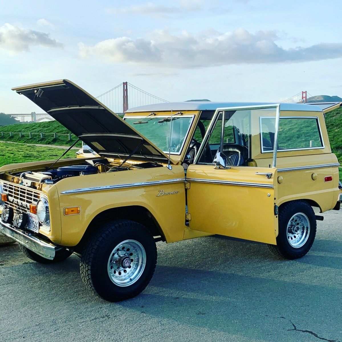 1974 Ford Bronco 4X4