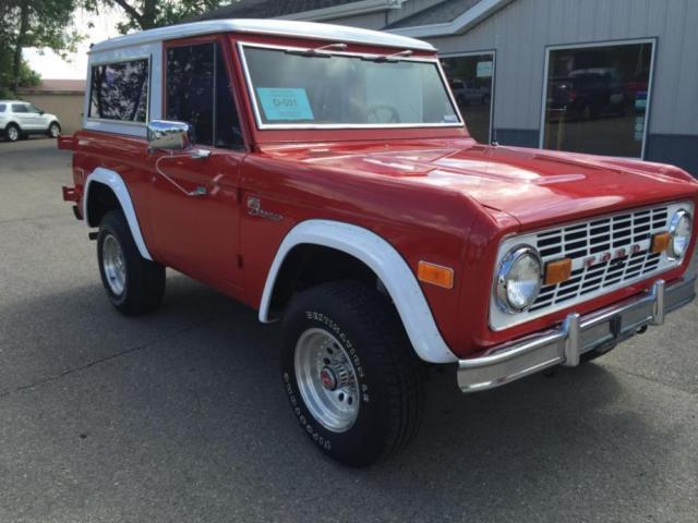 1974 Ford Bronco SUV