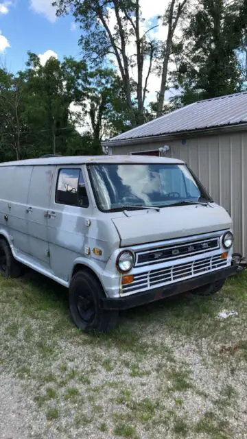 1974 Ford E-Series Van Econoline Short Van Project