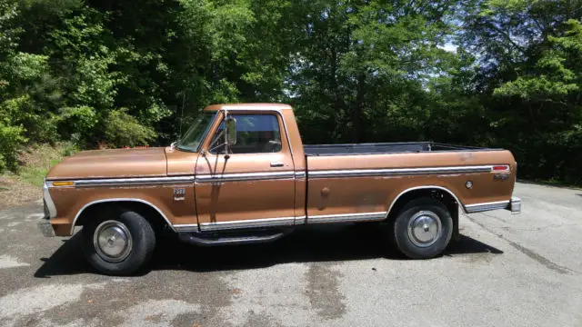 1974 Ford F-250 Camper Special