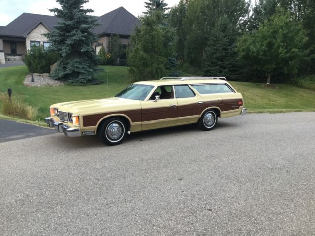 1974 Ford LTD Country Squire Station Wagon Country Squire