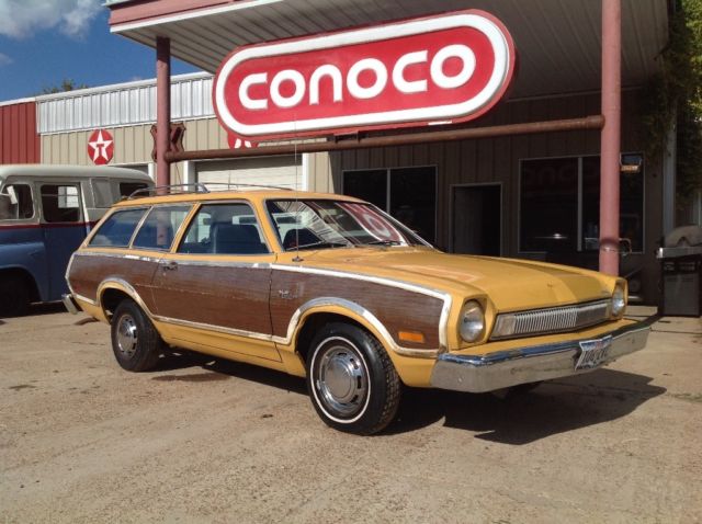 1974 Ford Pinto station wagon Squire