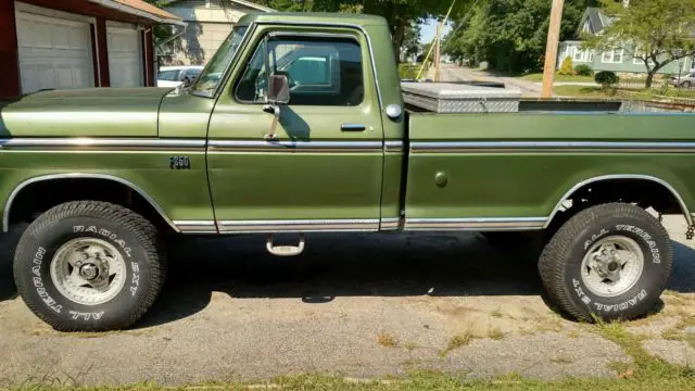 1974 Ford F-250 HIGH BOY RANGER XLT