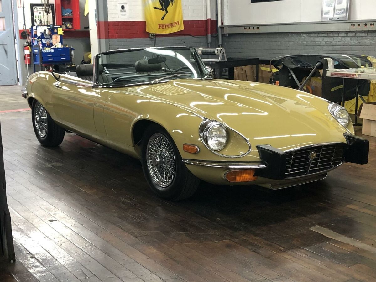 1974 Jaguar E-Type Roadster Convertible