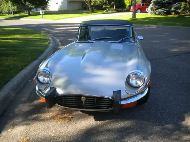 1974 Jaguar E-Type XKE V12 Roadster Classic Collector Convertible Car