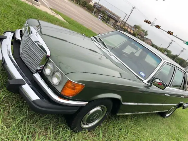 1974 Mercedes-Benz 400-Series