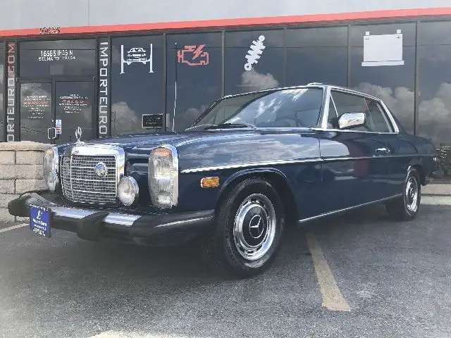 1974 Mercedes-Benz 200-Series