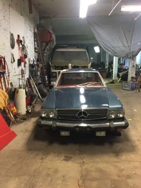 1974 Mercedes-Benz 400-Series factory