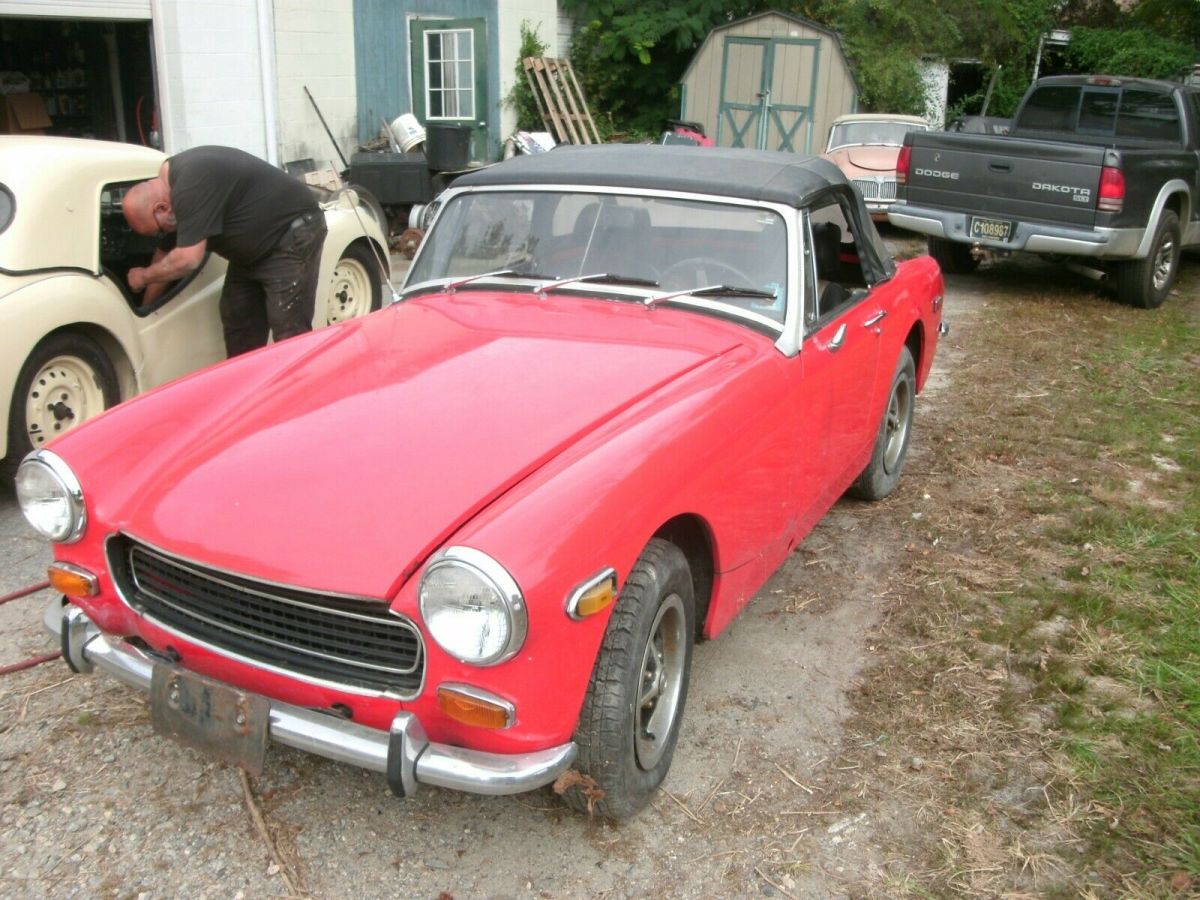 1974 MG MGA BLACK INTERIOR