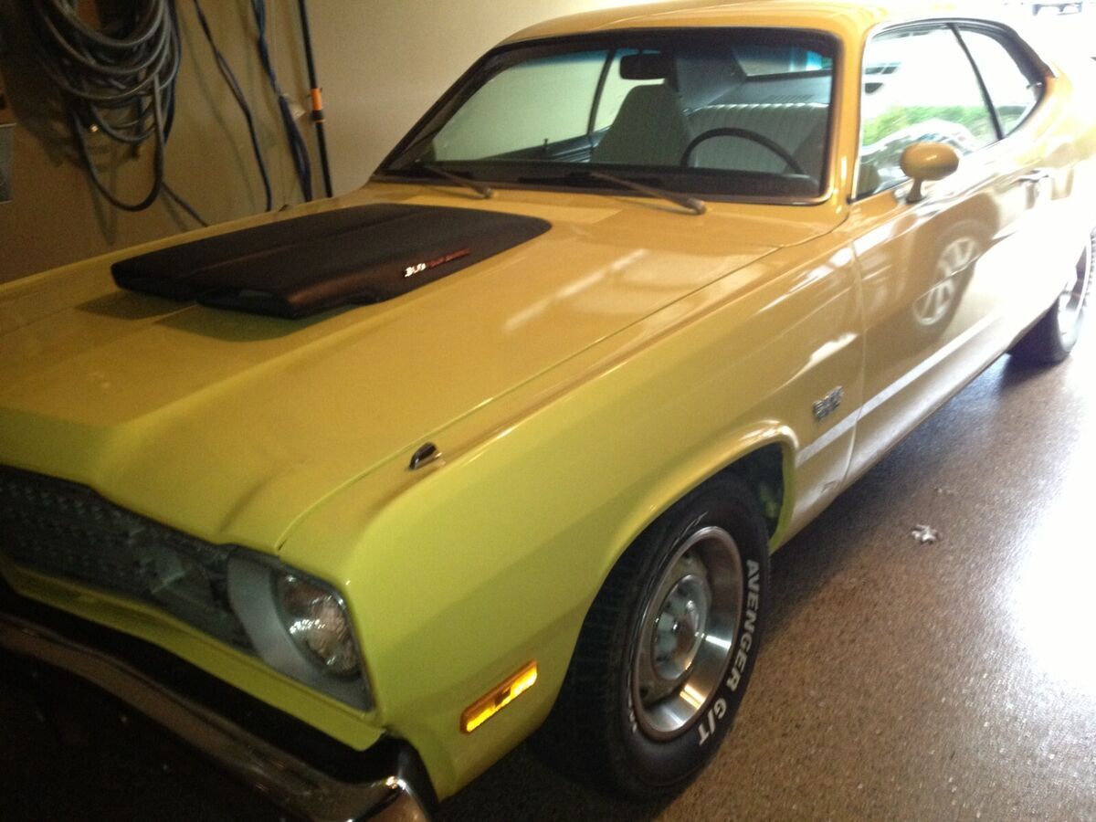 1974 Plymouth Duster 360 4 Barrel with Factory 4 Speed and V21 Performance Hood