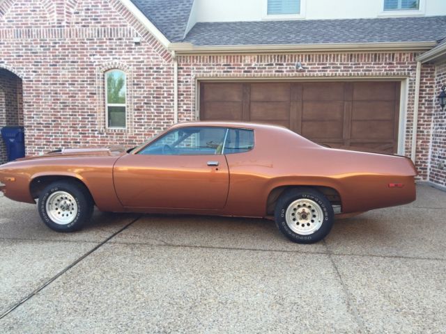 1974 Plymouth Road Runner 2dr hardtop