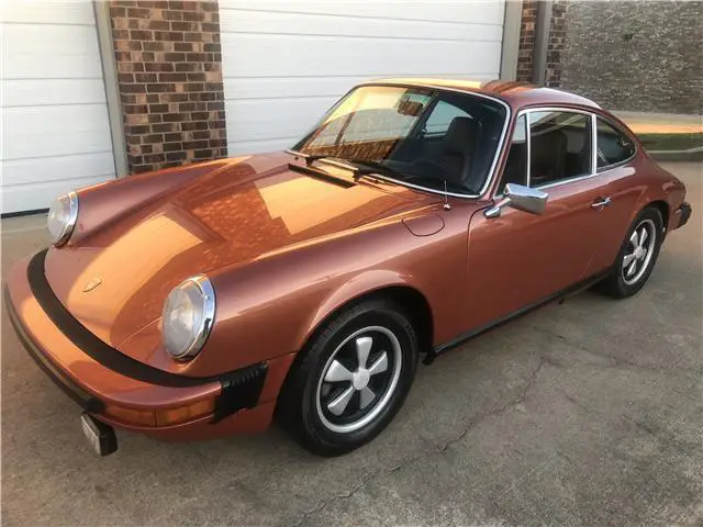 1974 Porsche 911 --