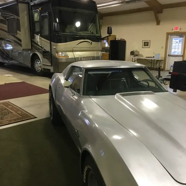 1974 Chevrolet Corvette coupe