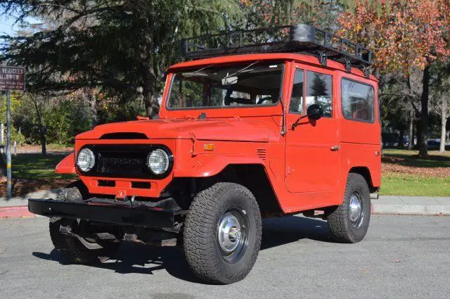 1974 Toyota Land Cruiser --