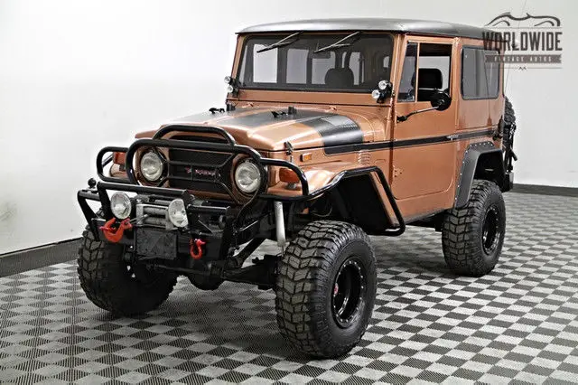 1974 Toyota Landcruiser FJ40 Custom! Vortec V8! 4-Speed Manual. Lifted!