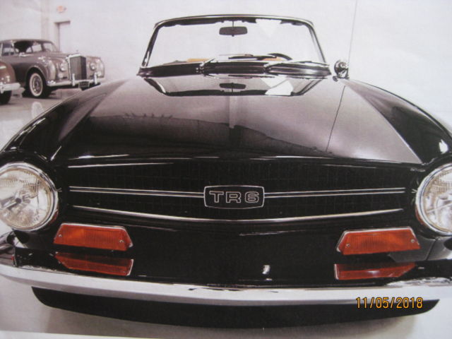 1974 Triumph TR-6 Tan interior