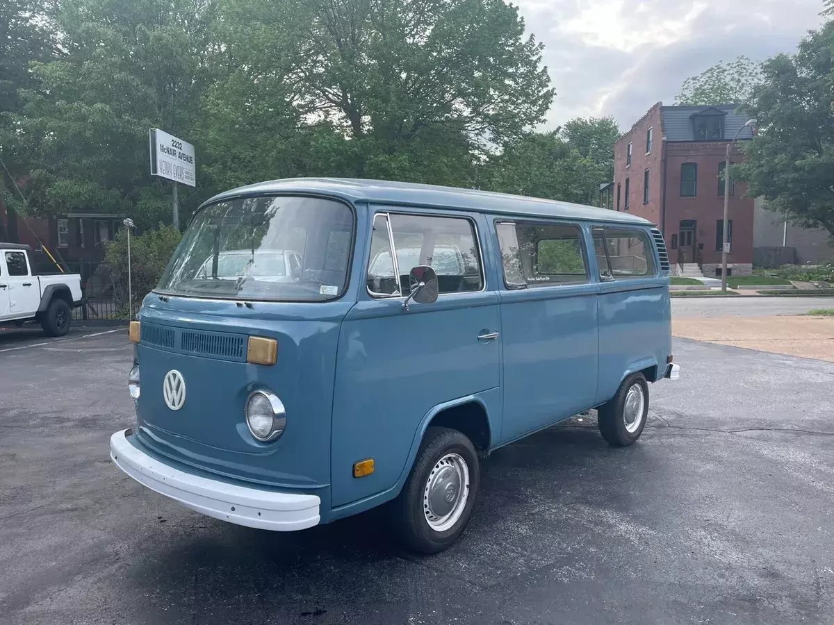 1974 Volkswagen Transporter