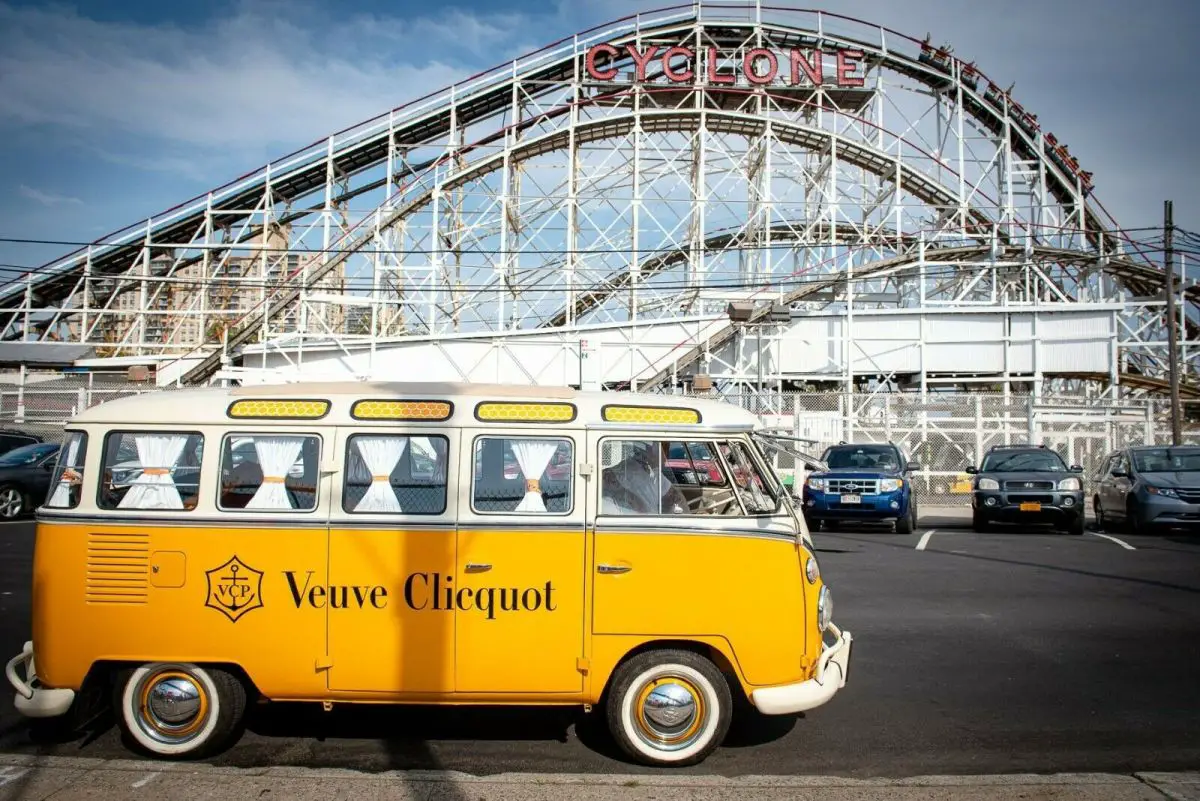 1974 Volkswagen Bus/Vanagon Deluxe