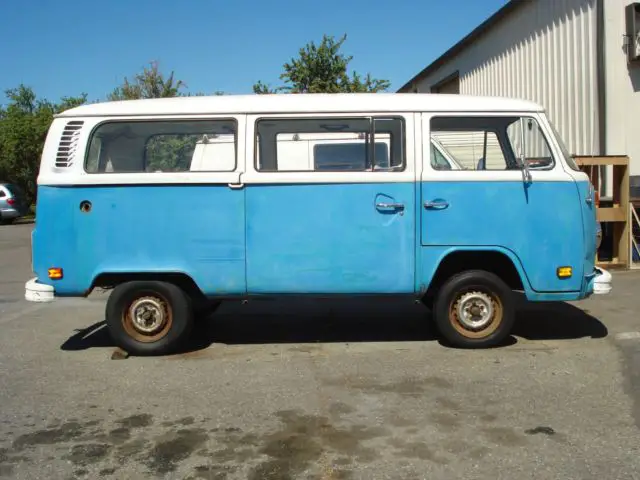 1974 Volkswagen Bus/Vanagon