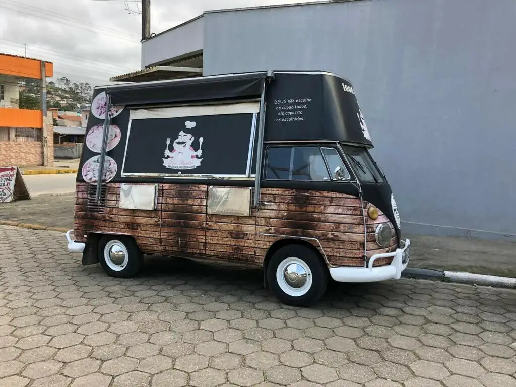 1974 Volkswagen Bus/Vanagon Foodtruck