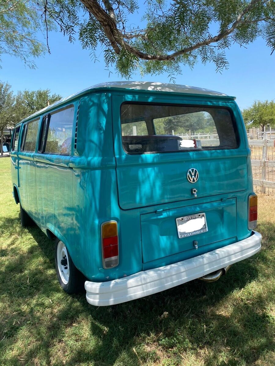 1974 VW Bus Interior Is Red And Black Lounge Style For Sale   1974 Vw Bus Interior Is Red And Black Lounge Style 3 