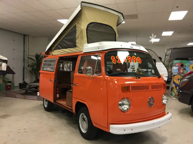 1975 Volkswagen Bus/Vanagon